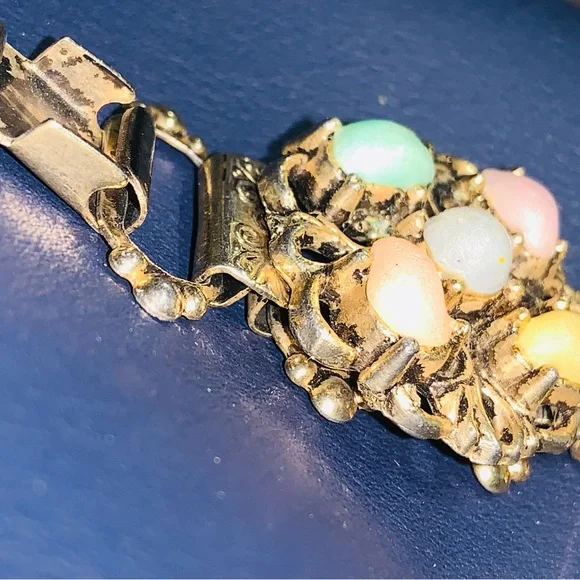 •Renaissance Revival Vintage Pastel Bracelet• - Picture 8 of 8